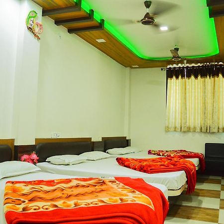 Hotel Shree Dwarkadhish Palace Ujjain Εξωτερικό φωτογραφία