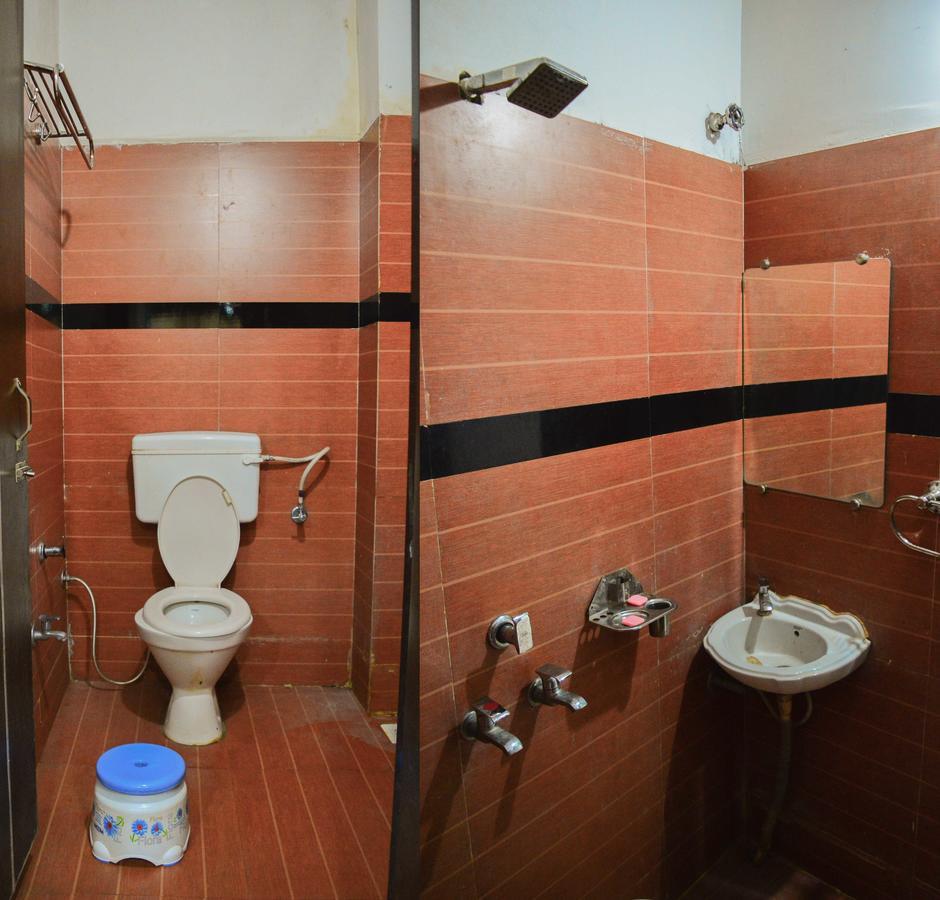 Hotel Shree Dwarkadhish Palace Ujjain Εξωτερικό φωτογραφία