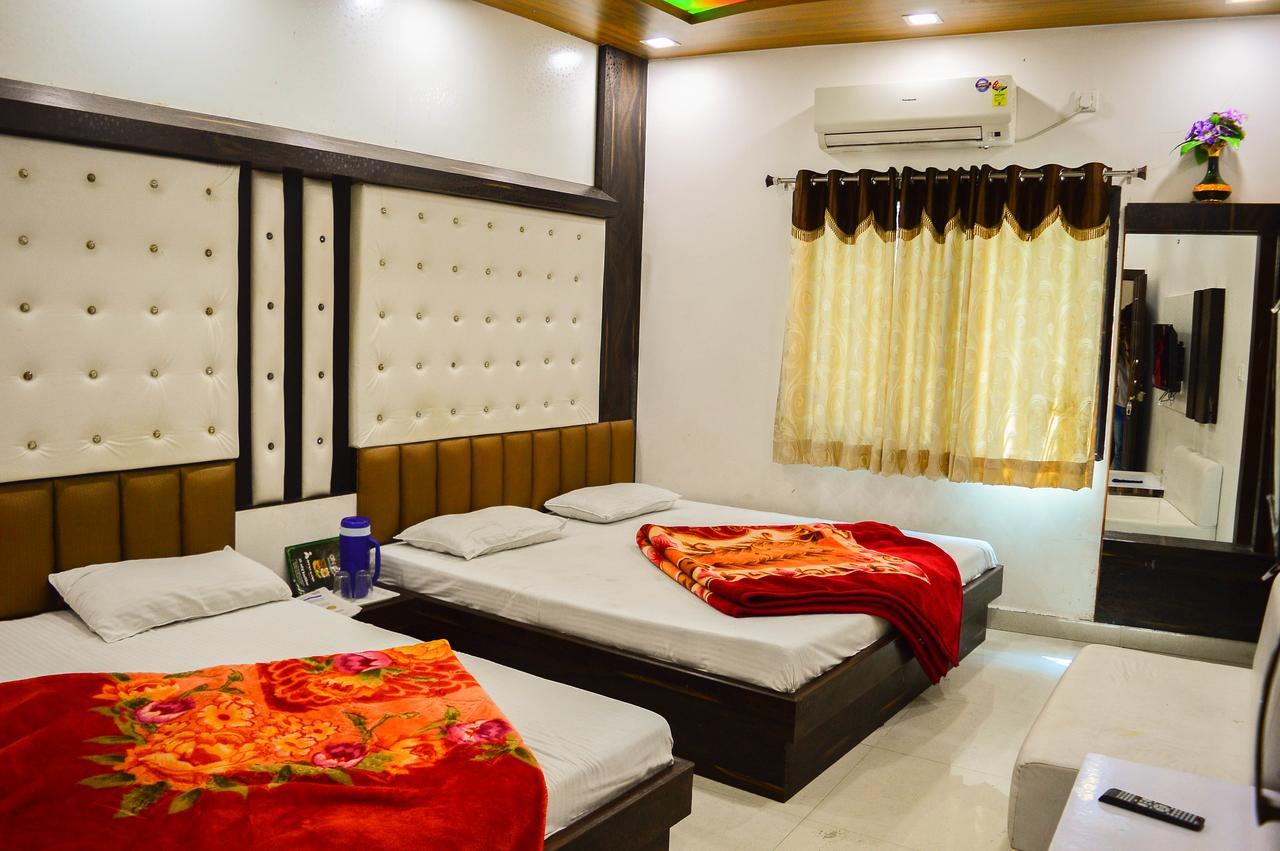 Hotel Shree Dwarkadhish Palace Ujjain Εξωτερικό φωτογραφία
