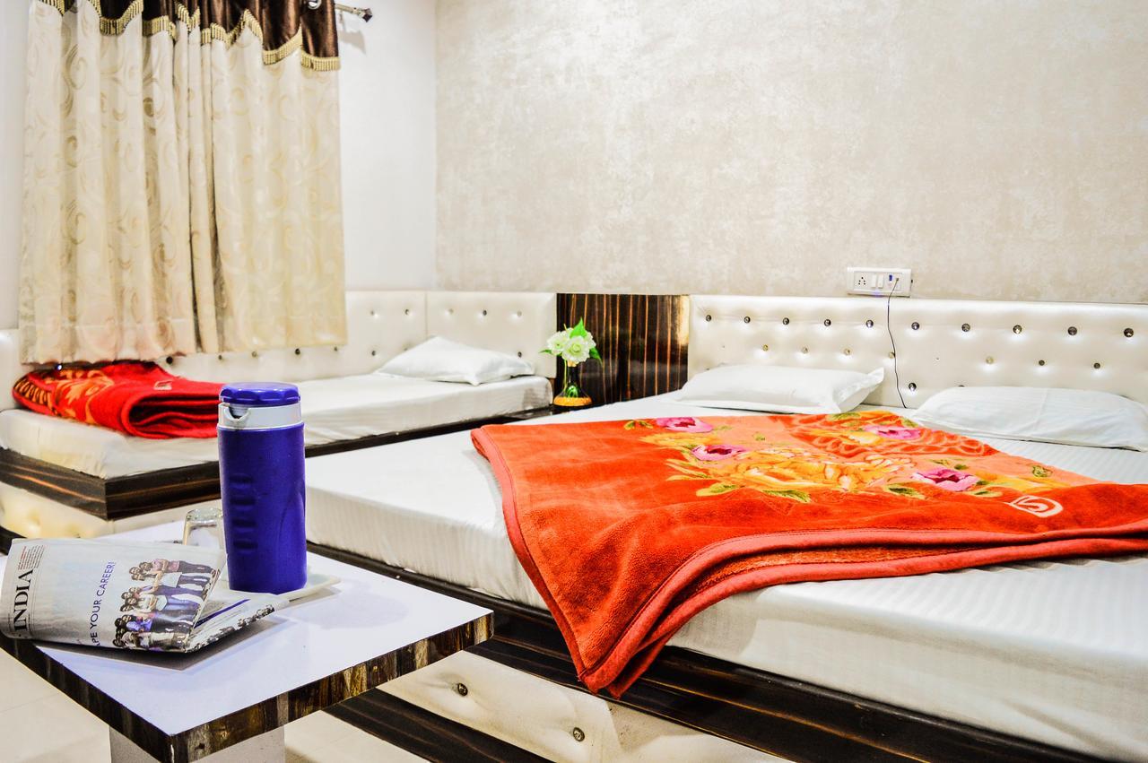 Hotel Shree Dwarkadhish Palace Ujjain Εξωτερικό φωτογραφία