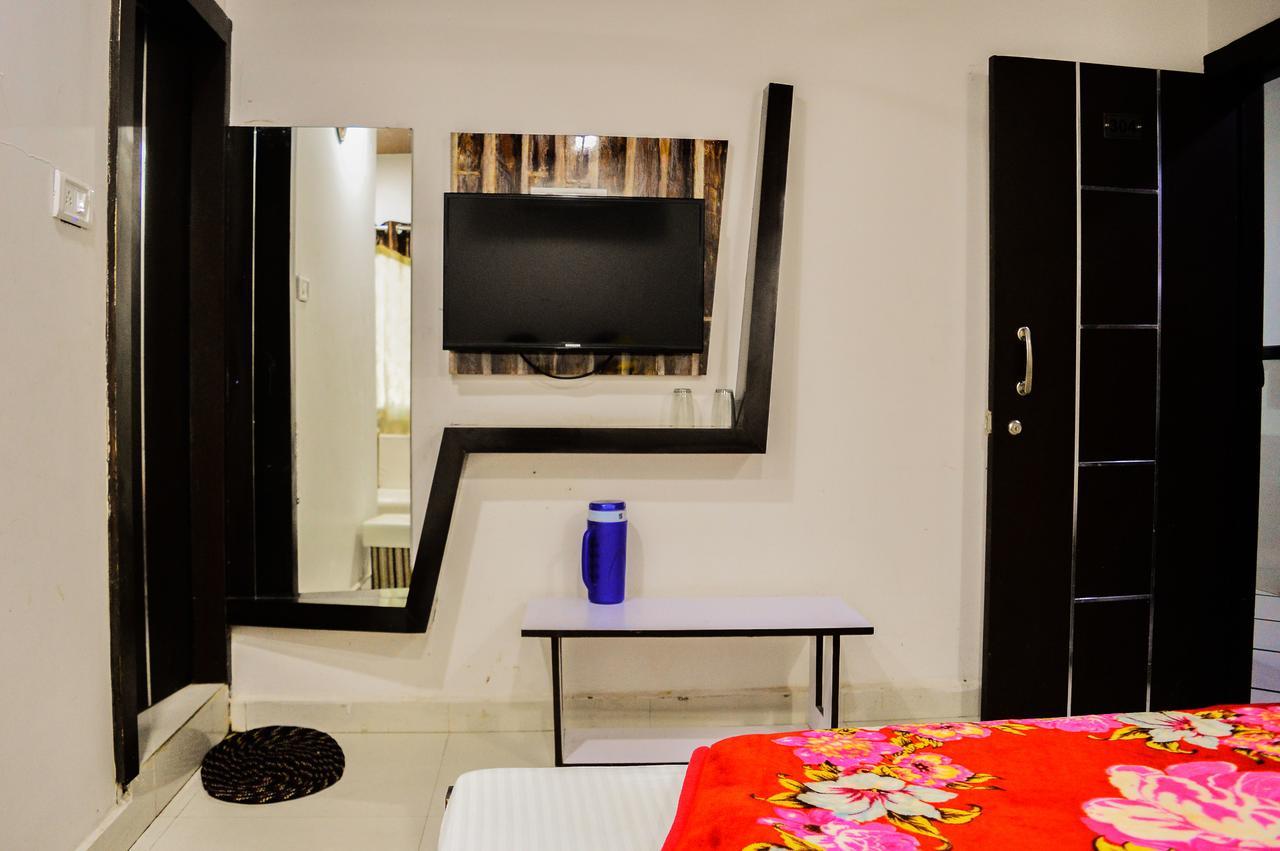Hotel Shree Dwarkadhish Palace Ujjain Εξωτερικό φωτογραφία