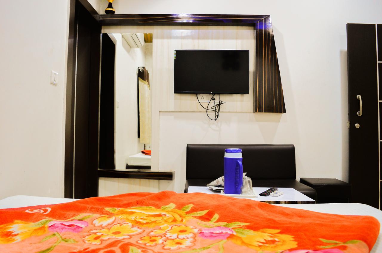 Hotel Shree Dwarkadhish Palace Ujjain Εξωτερικό φωτογραφία